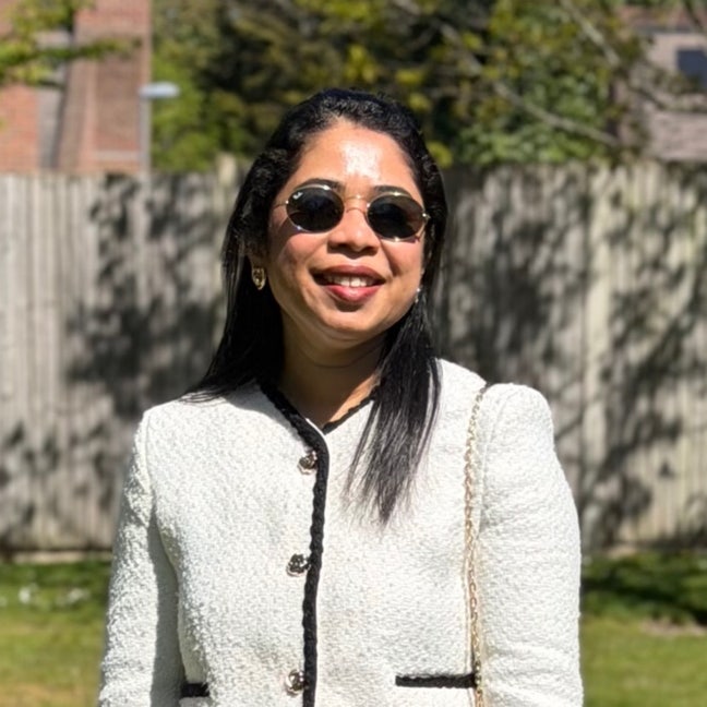 34 year old Female seeks a single or double room Main Photo