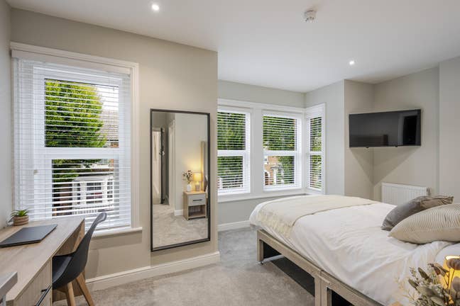 🏡Brand New-Studio Ensuite Room 🏡+ Kitchenette🤩 Main Photo