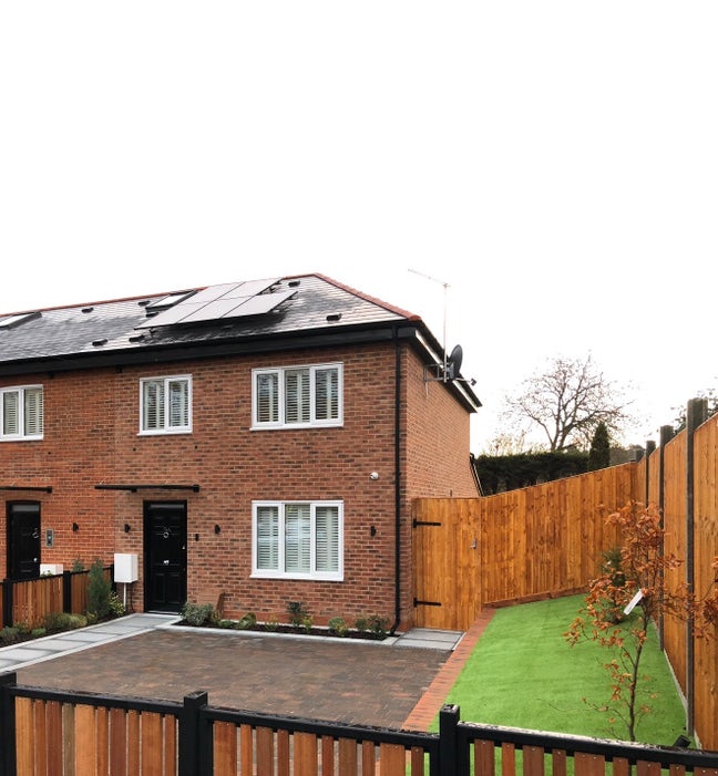 Modern new build 3 bed house for family  Main Photo