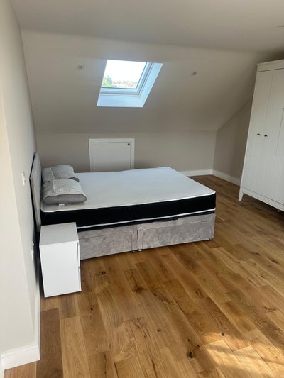 Brand New Studio  Main Photo