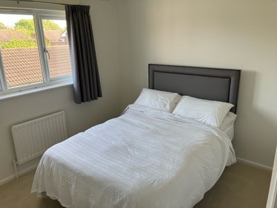 Bright double in a handy location Main Photo