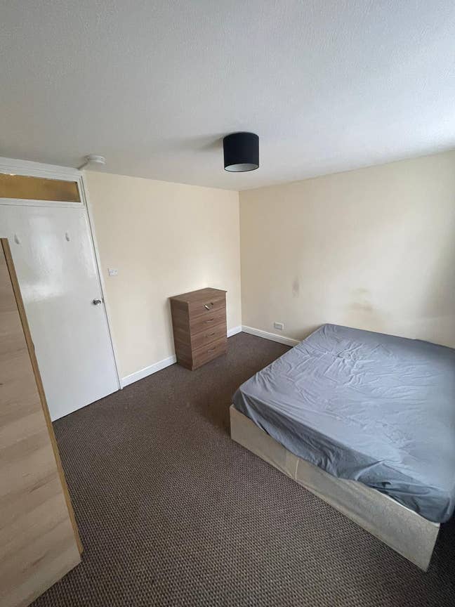 New Double Rooms - Tottenham - To Move In Main Photo