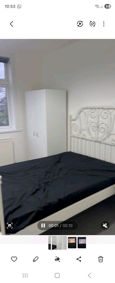Large double room  Main Photo
