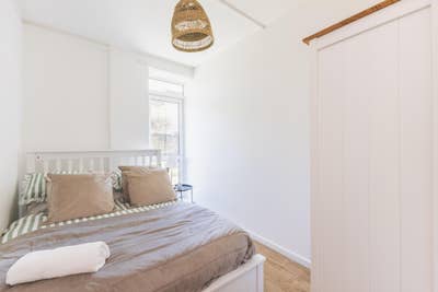 Lovely Small Double and Single Room Available Now Main Photo