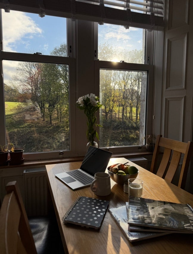 Double room with private bathroom for rent  Main Photo