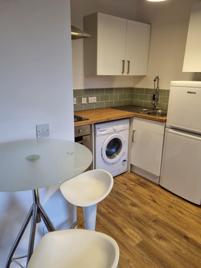 2 bedroom apartment for rent Main Photo