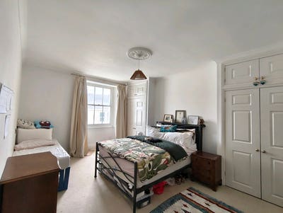 Ensuite room in sea view flat share  Main Photo