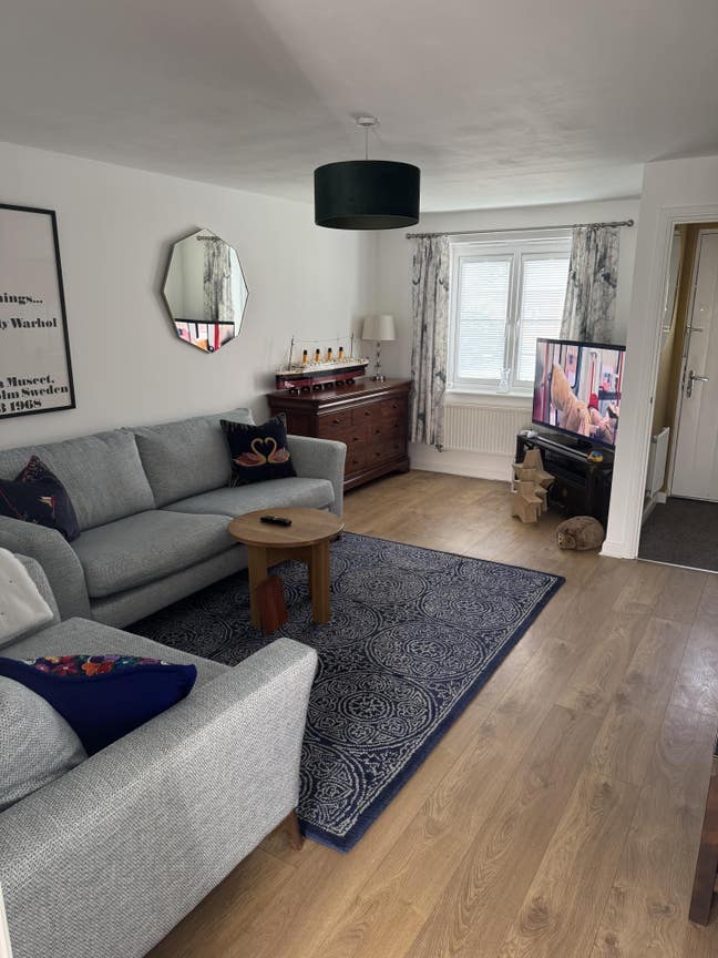 Double en-suite room in private home Main Photo