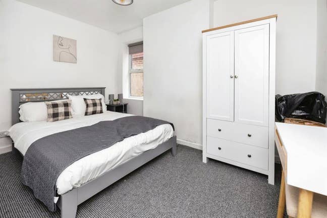 Fully Furnished Double Room in Ashford, Kent Main Photo