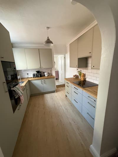 Bright Double Room in Friendly 3-Person Houseshare Main Photo