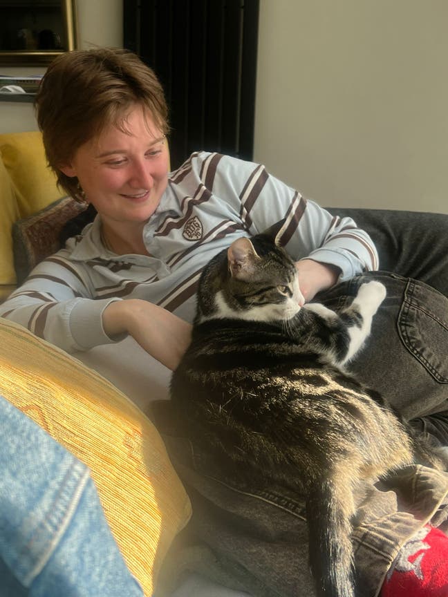 seeking room for my cat and me! Main Photo