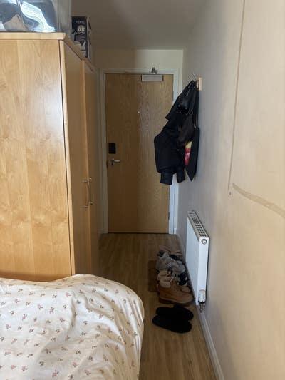 URGENT Tenancy Takeover – Modern Student Room  Main Photo