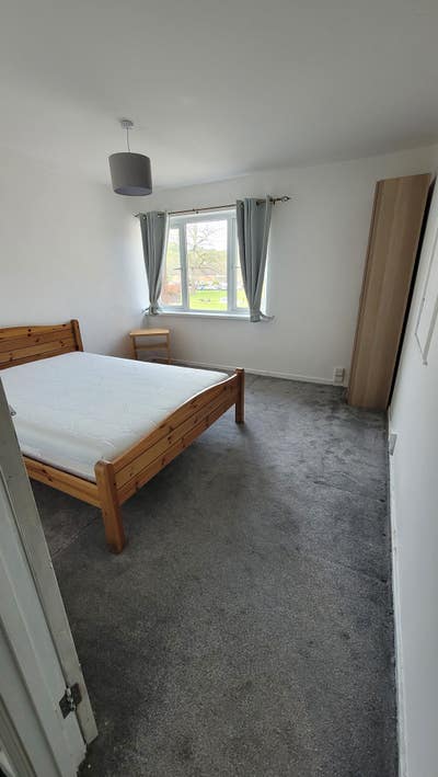 Huge room in house where you can relax.  Main Photo