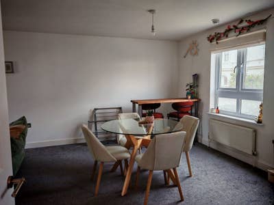 Double room with en-suite – Surbiton/Kingston Main Photo