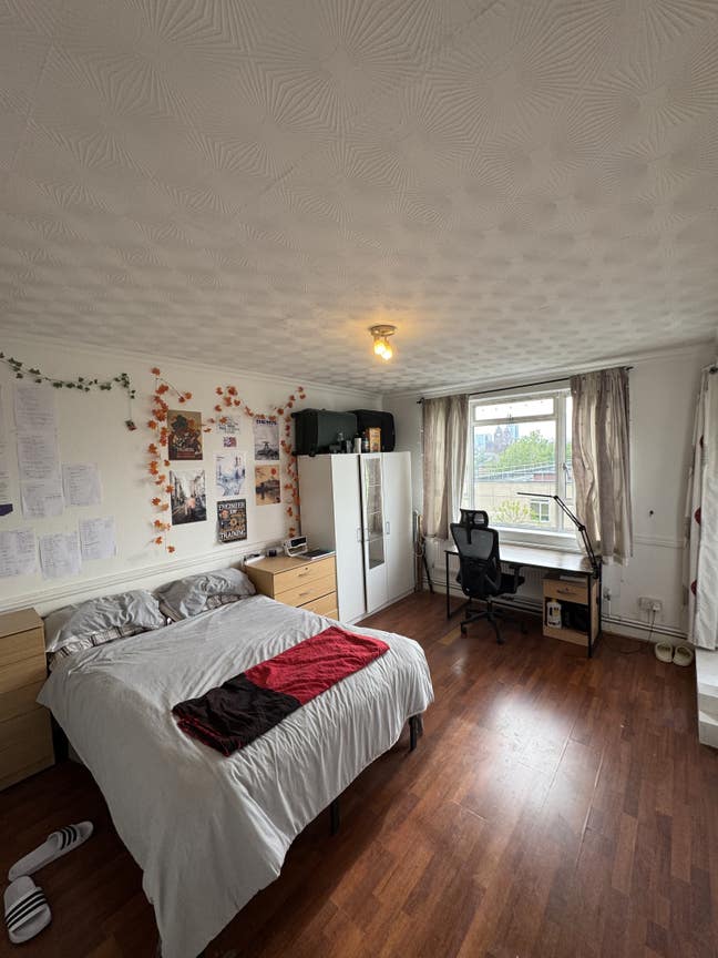 4-bed student flat near UCL / King’s Cross Main Photo