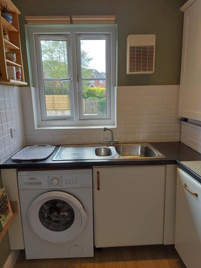 Quiet location with country views Main Photo