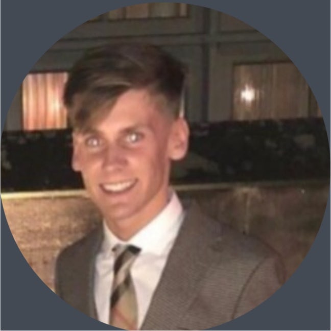 Professional Male seeks a single or double room Main Photo