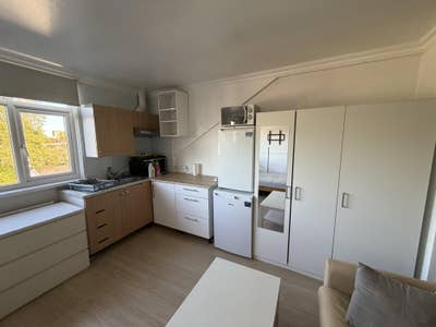 Studio Near Rectory Rd | Bills & WiFi Included Main Photo