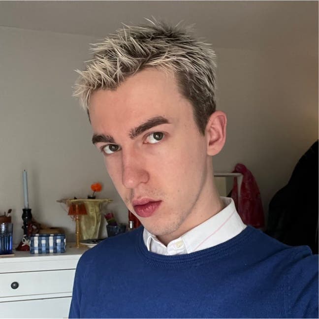 Graduate moving to London Main Photo