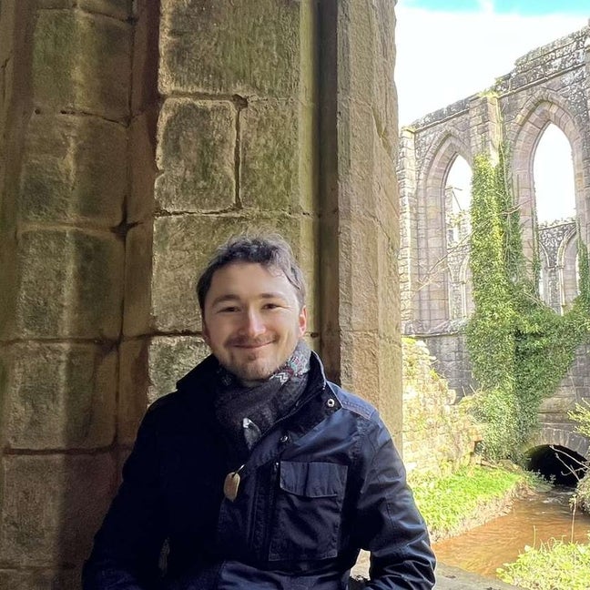 Man (26) seeking double bed in Manchester area Main Photo