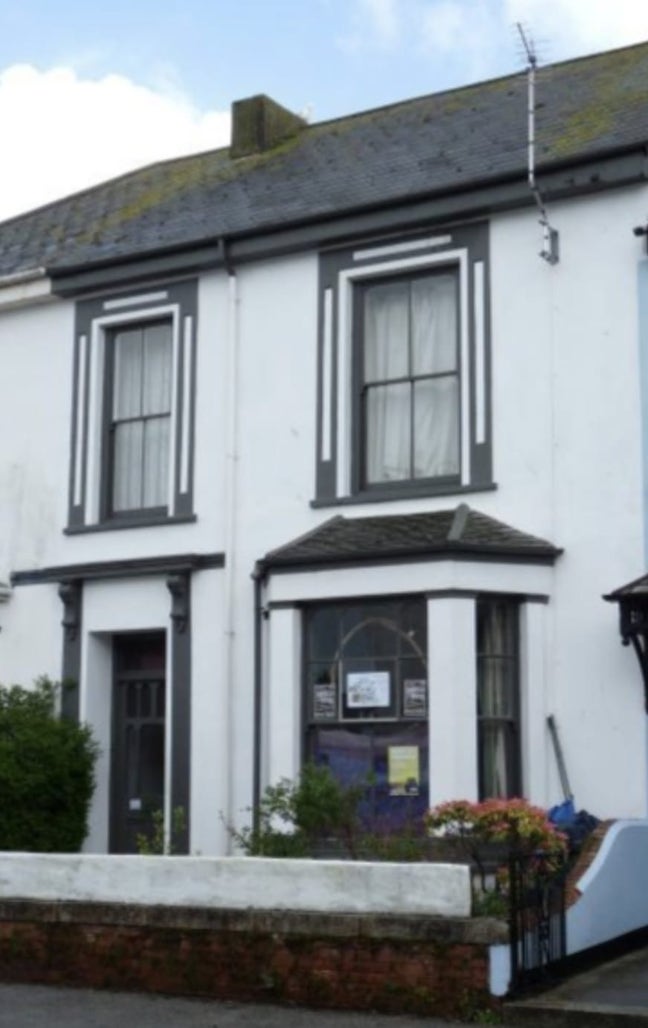 7 room shared house available Main Photo