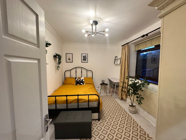 🌼Comfy Double Room All girls Flat in SE14🌼 Main Photo