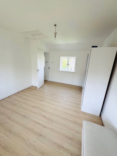 Good Sized Double Room for rent in IG117XX barking Main Photo