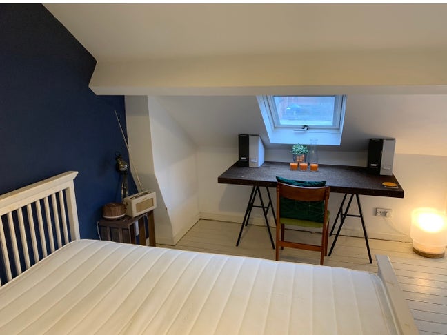 Very Large Double Room - Nr Town - Quiet Street Main Photo