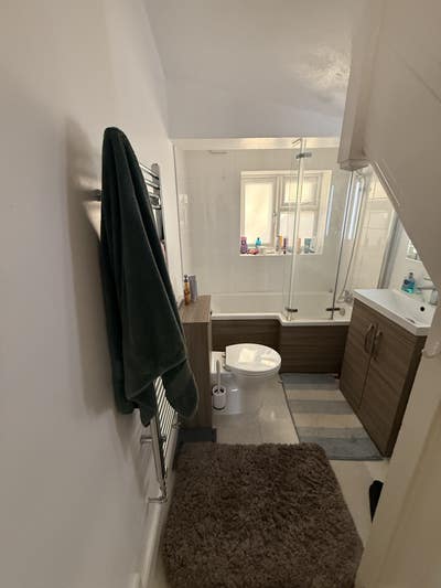 Unfurnished room in shared house Main Photo