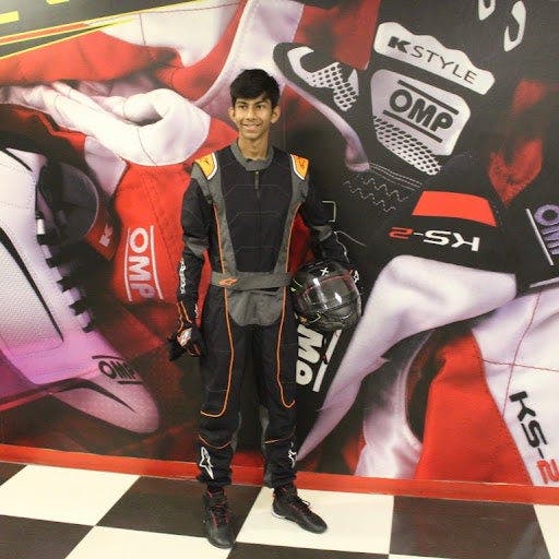 Professional Male seeks a single or double room Main Photo