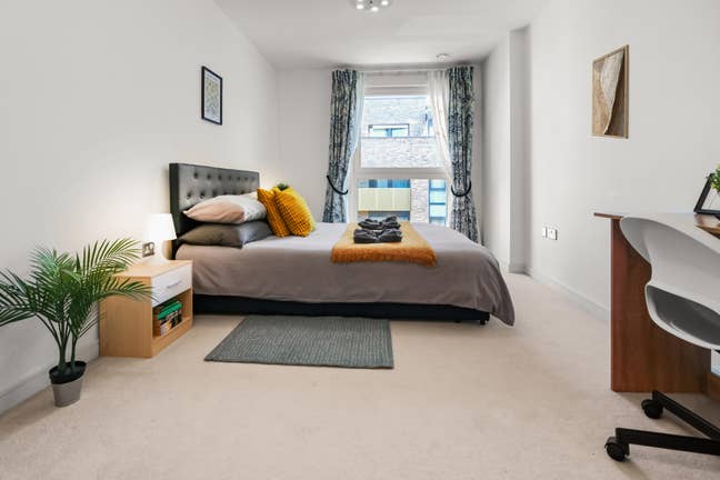 Modern 1-Bed/1-Bath | All-Inclusive | Zone 2 Main Photo