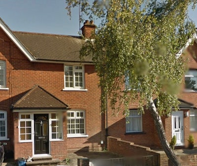 Three Bed Flat, Double Room Main Photo