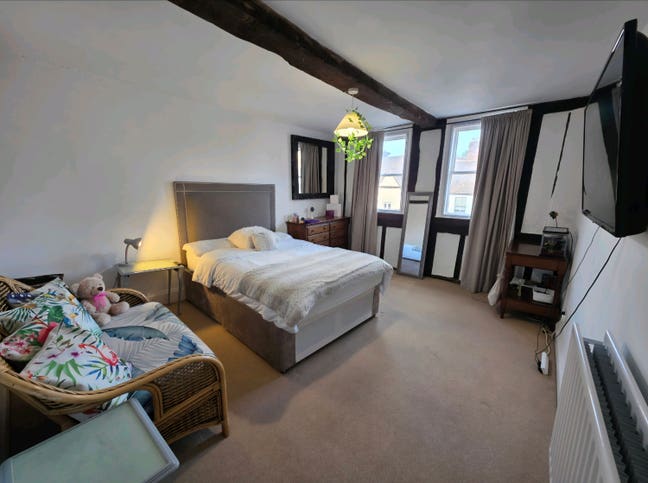 Short let Large Double room  Main Photo