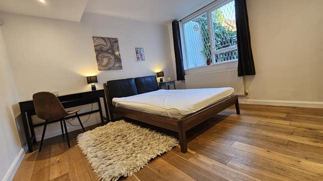 Tranquil Garden Flat Main Photo