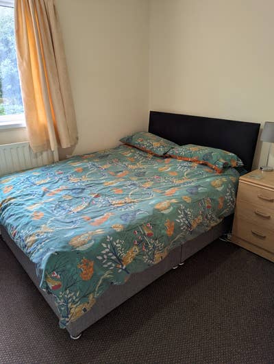 Large double rooms in shared house Main Photo