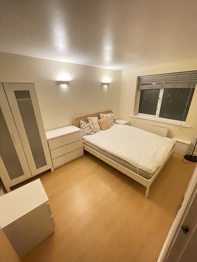 1 Double Room available in Cozy 2 Bed Flat Main Photo