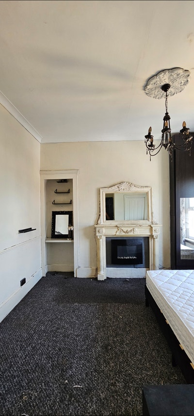 &pound;450 double room city center Main Photo