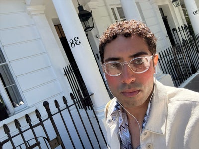 Recently relocated from Melbourne and current... Main Photo