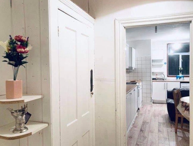 Double room available &pound;650, all bills including  Main Photo