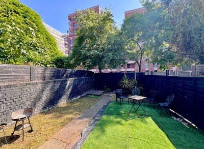 Room for Rent in a Beautiful House - Canary Wharf  Main Photo