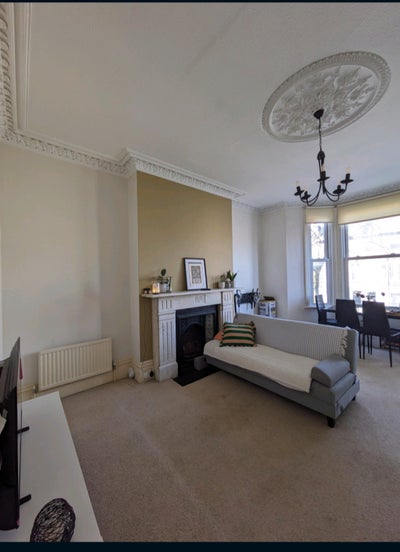 Small double in ​Stunning 2-Bed Flat  Main Photo