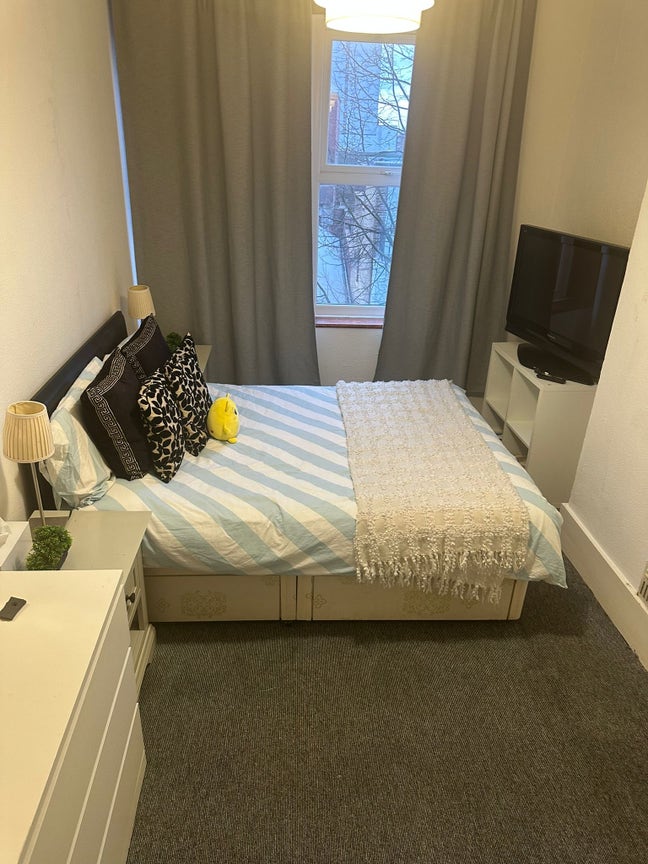 Double Bedroom Main Photo