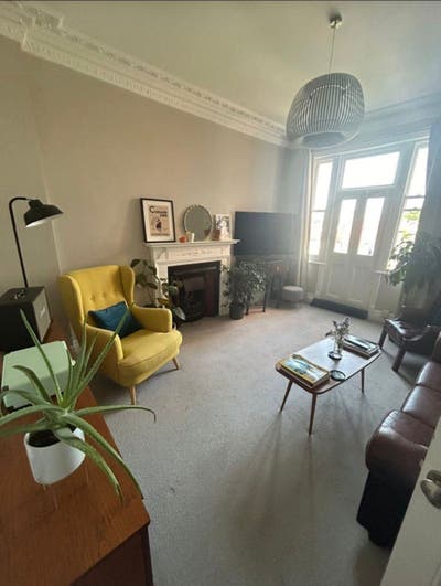 Double Bedroom for Rent  Main Photo