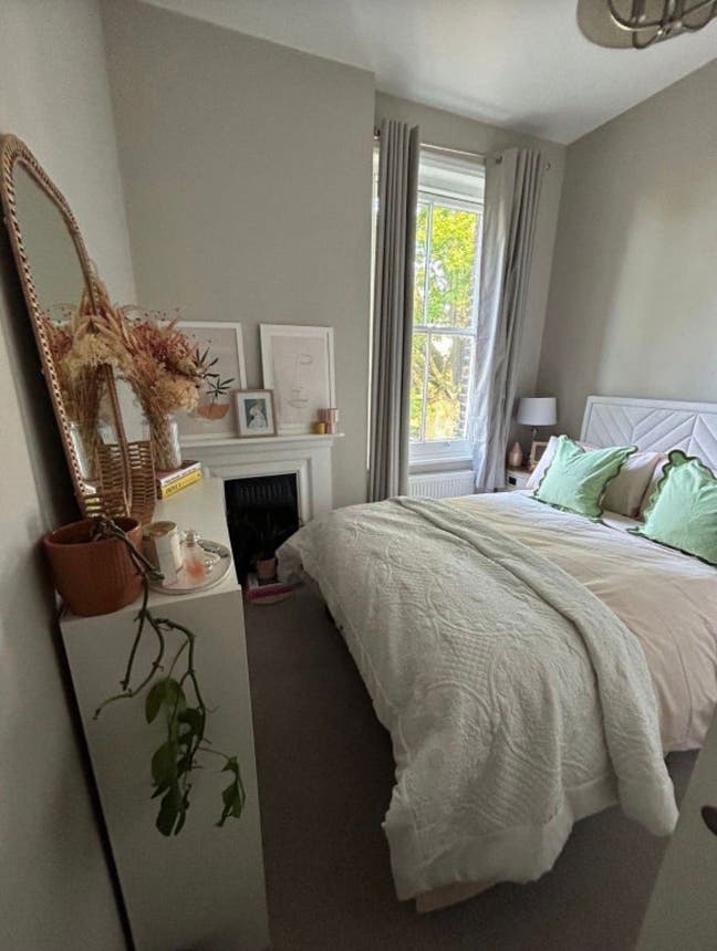 Double Bedroom for Rent  Main Photo