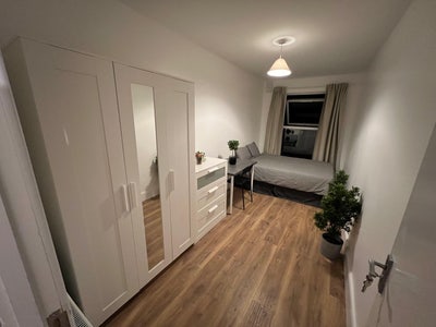 Double single use / double room Willesden Green Main Photo