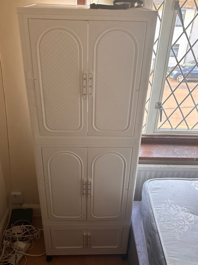 1 Room in Clean & Friendly Shared Home  Main Photo