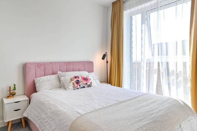 🌞 Double Ensuite in a Sunny Flat 2b2b (bills inc) Main Photo