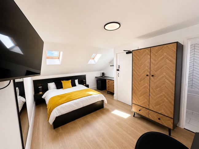 Leigh Broadway Luxury En-Suites Main Photo