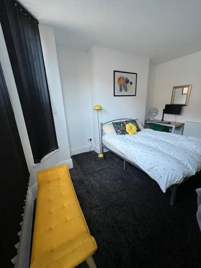 2 Double Rooms Available – Hull HU5 Main Photo