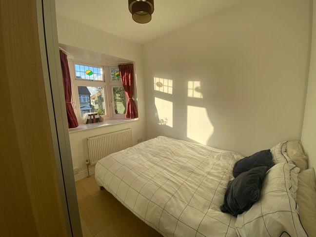 Furnished Double Room - Ealing Area Main Photo